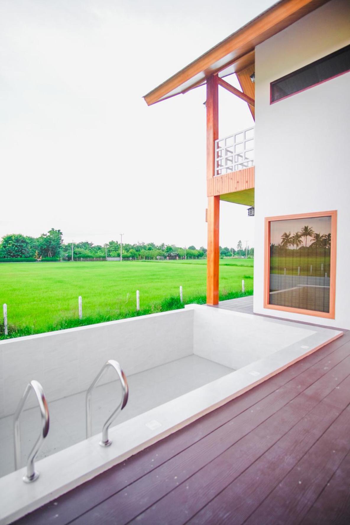 Baanteimfan Pool Villa Suphanburi Exterior photo